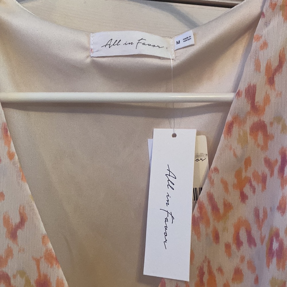 Nordstrom Cheetah NWT V-Neck Wrap Dress - Picture 4 of 8